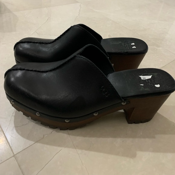 UGG Women's Judi Clog Shoes Size 8